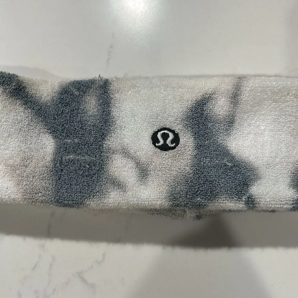 Lululemon Sports Headband: Gray & White